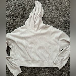 Alo muse hoodie